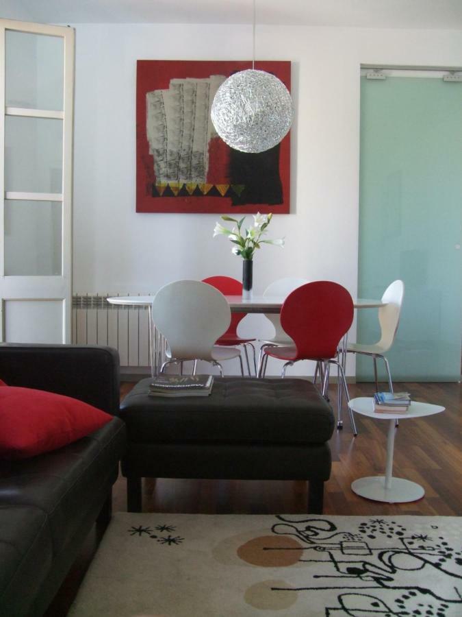Apartmán Torres Rojo Barcelona Exteriér fotografie